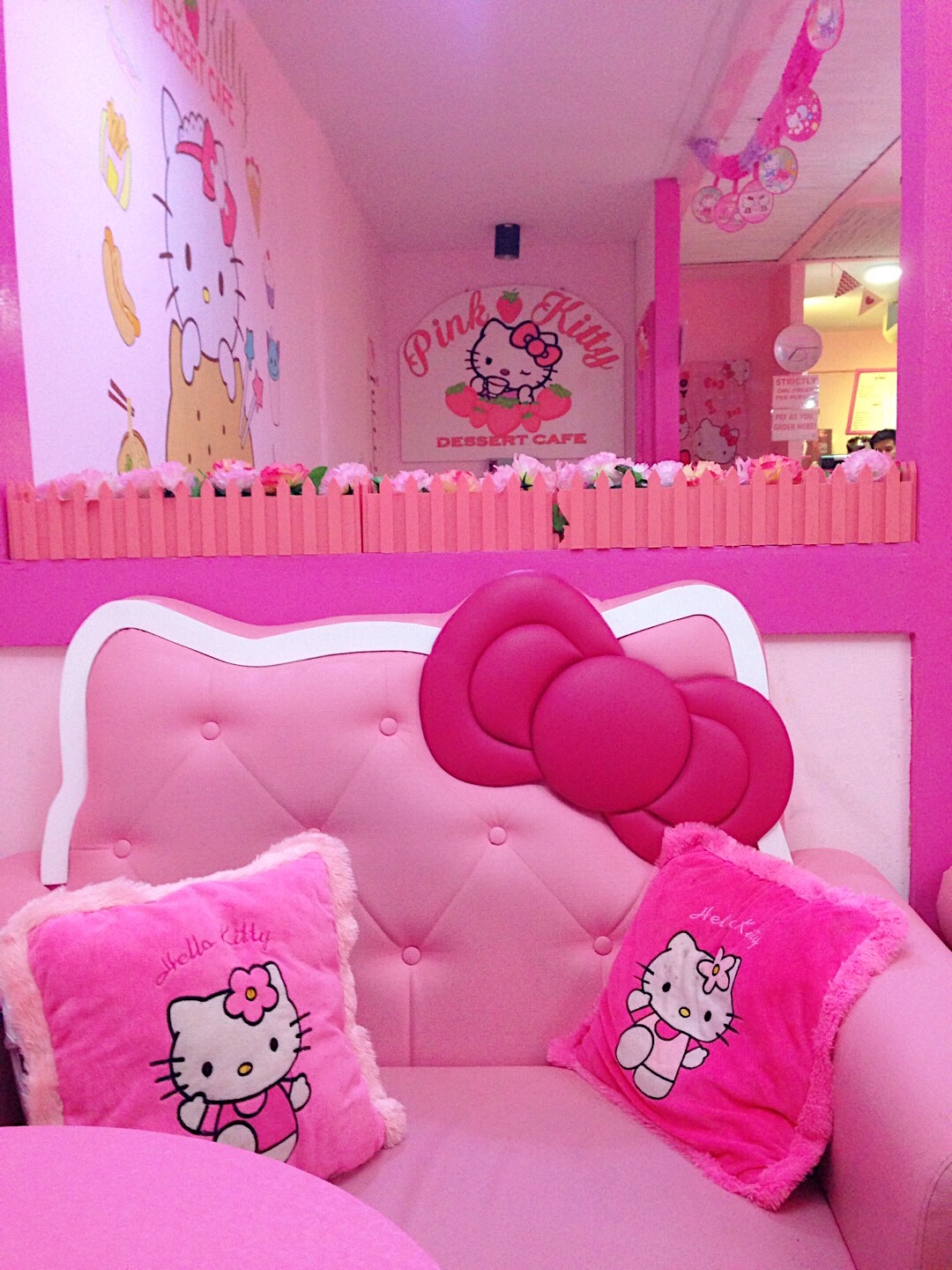 Pink Kitty Dessert Cafe – Hello Kitty in Cebu